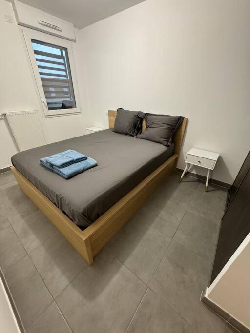 Luxueux 5 Pc, Jacuzzi, Rooftop, Terrasse, Clim Apartment *