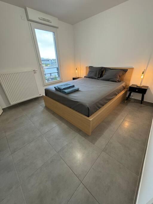Apartment Luxueux 5 Pc, Jacuzzi, Rooftop, Terrasse, Clim