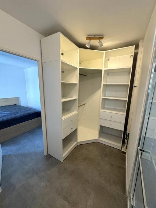 Apartment Luxueux 5 Pc, Jacuzzi, Rooftop, Terrasse, Clim